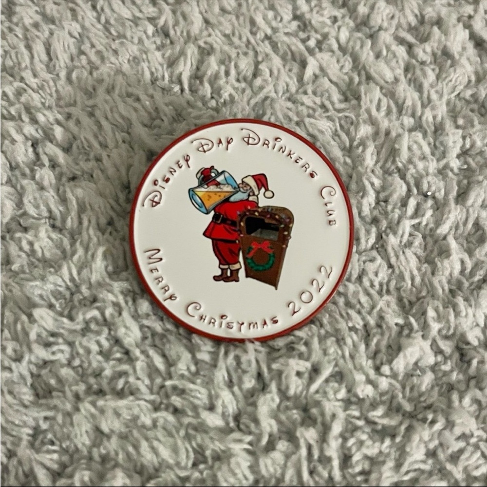 ❄️5/$20 Disney Day Drinkers D3 Club Pin Merry Christmas 2022 Santa Pin